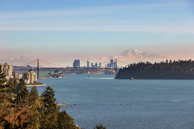 449 HILLCREST STREET - photo 3 of 25