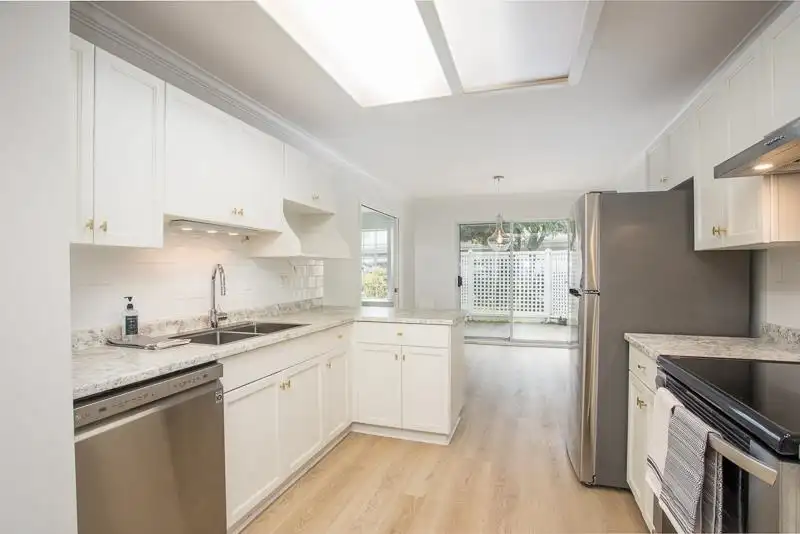 113 5641 201 STREET - photo 3 of 37