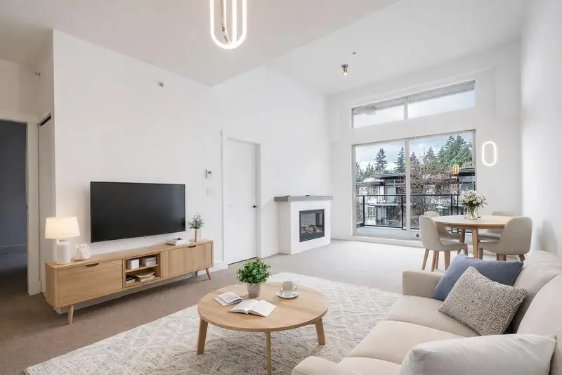 404 7478 BYRNEPARK WALK - photo 1 of 25