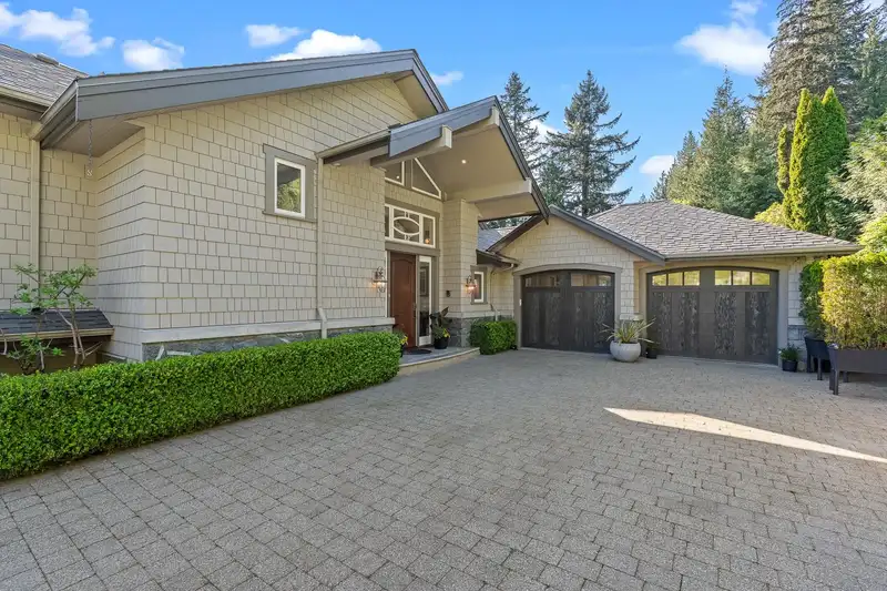 5168 REDONDA DRIVE - photo 4 of 26