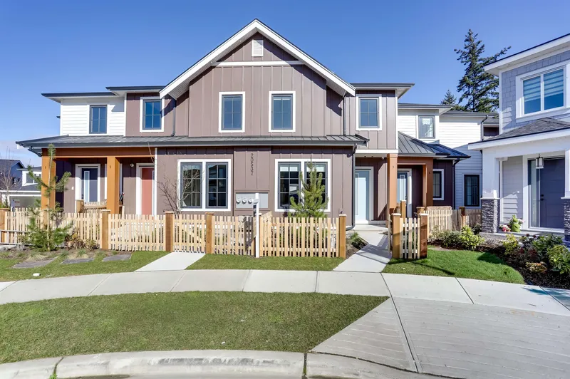 3 20537 75A AVENUE - photo 1 of 25