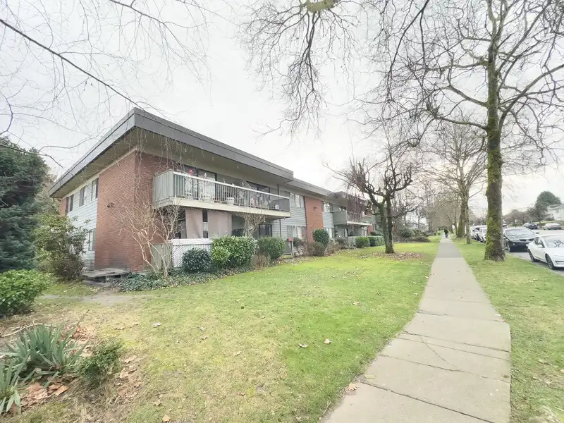 111 2600 E 49TH AVENUE - photo 2 of 23