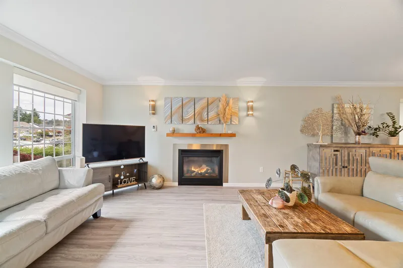 32345 CLINTON AVENUE - photo 1 of 25