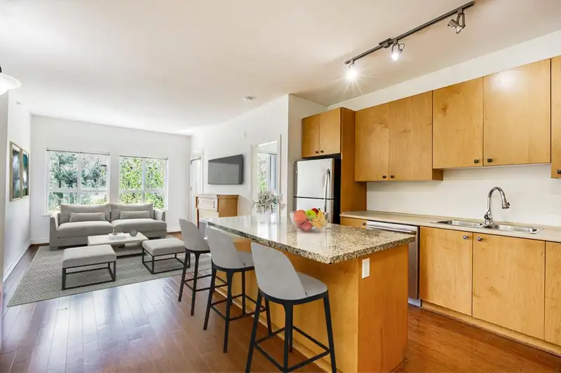 509 8717 160 STREET - photo 1 of 29