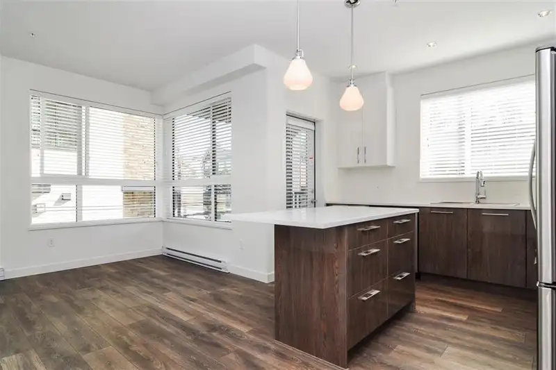 216 20829 77A AVENUE - photo 4 of 17