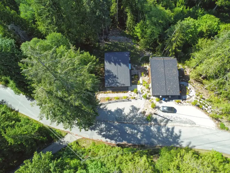 5792 TILLICUM BAY ROAD - photo 2 of 38