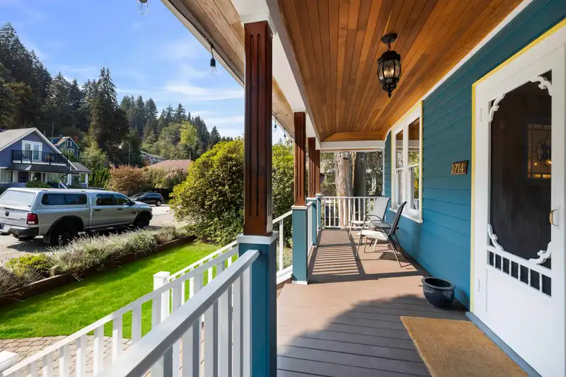 2714 HENRY STREET - photo 4 of 36