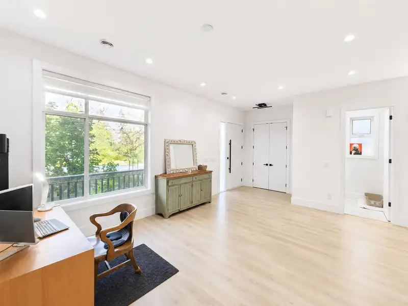 7069 206 STREET - photo 2 of 38