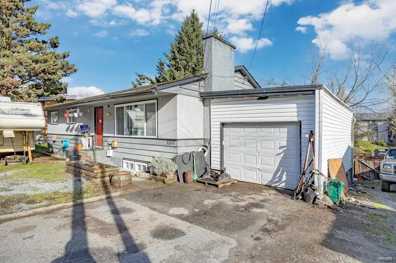 32171 GEORGE FERGUSON WAY - photo 3 of 9