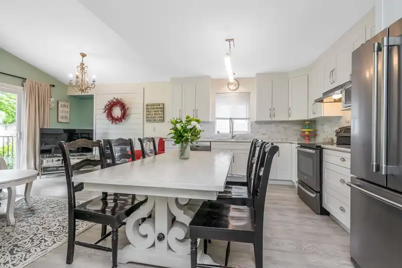 11384 236 STREET - photo 4 of 39