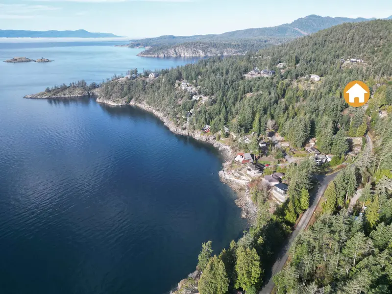 13489 LEE ROAD - photo 3 of 25