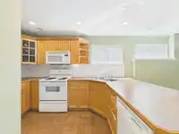 1700 PADDOCK DRIVE - thumbnail 28