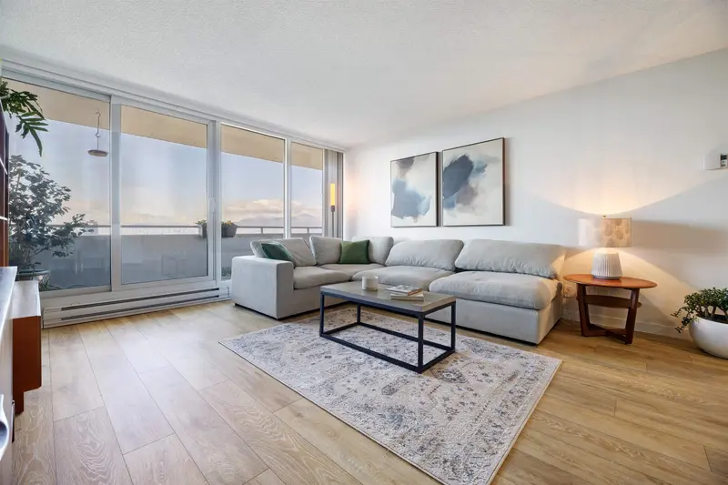 2104 5652 PATTERSON AVENUE - photo 1 of 25