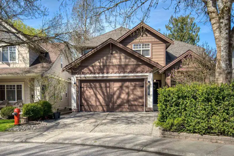 21637 94A AVENUE - photo 1 of 40