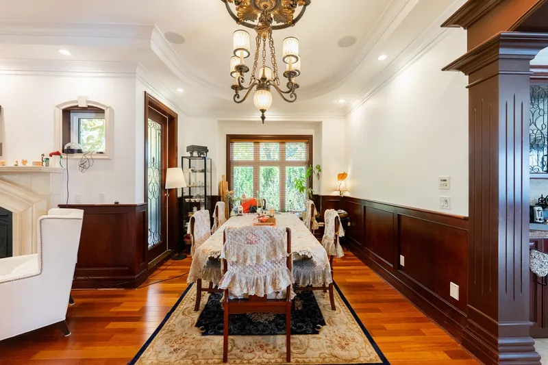 2502 W 36TH AVENUE - photo 4 of 25