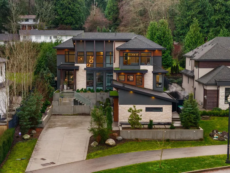 16728 MCNAIR DRIVE - photo 3 of 25