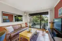 102 2120 W 2ND AVENUE - thumbnail 2