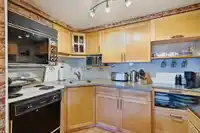 102 2120 W 2ND AVENUE - thumbnail 5