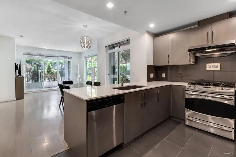 116 3479 WESBROOK MALL - photo 4 of 25