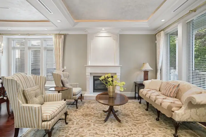2155 W 37TH AVENUE - photo 4 of 40