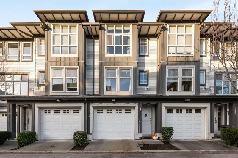 122 18777 68A AVENUE - photo 1 of 36