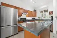 112 675 PARK CRESCENT - thumbnail 6