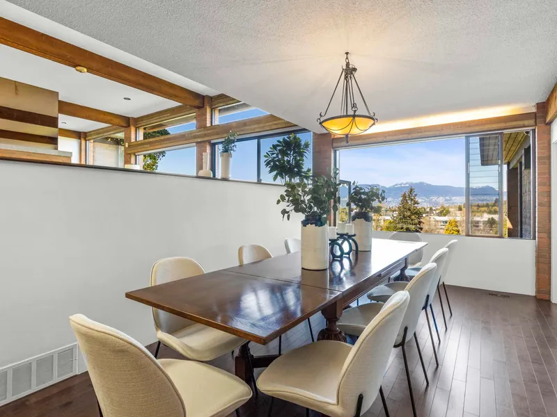 5012 MAPLE STREET - photo 4 of 19