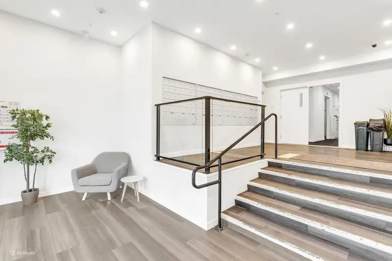 115 13623 81A AVENUE - photo 3 of 28
