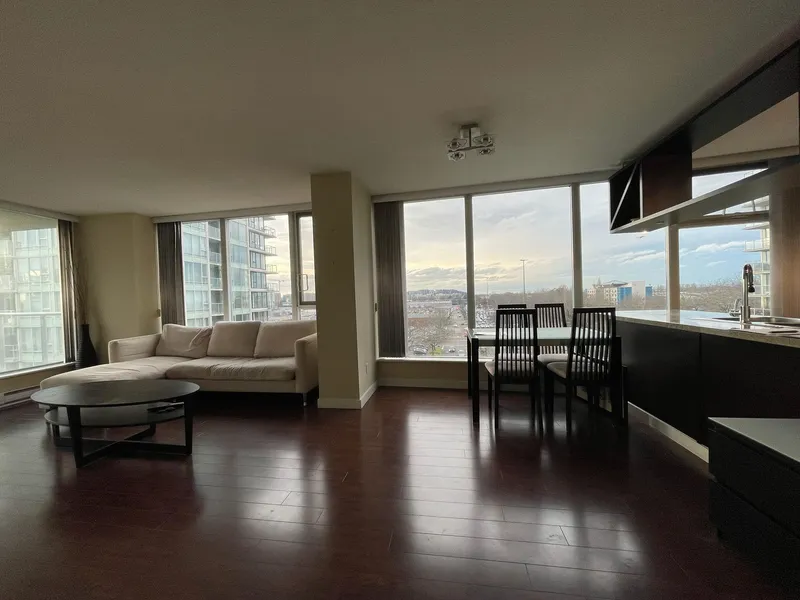 908 5068 KWANTLEN STREET - photo 3 of 15