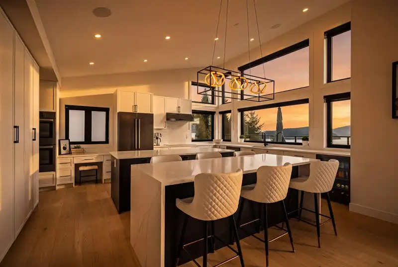 35 KELVIN GROVE WAY - photo 4 of 40
