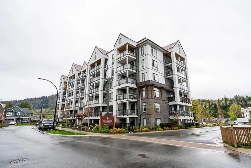 506 6045 CHILLIWACK RIVER ROAD - photo 2 of 38