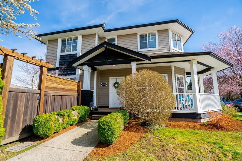 36126 SHADBOLT AVENUE - photo 3 of 25