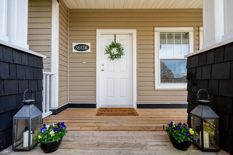 36126 SHADBOLT AVENUE - photo 4 of 25