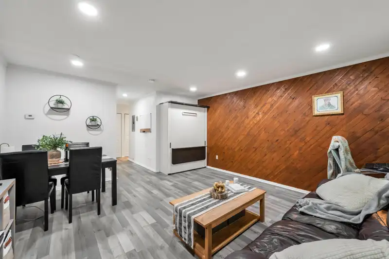 123 11806 88 AVENUE - photo 4 of 34