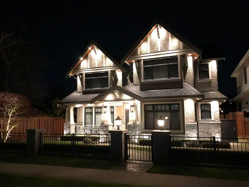 3964 TRIUMPH STREET - photo 4 of 35