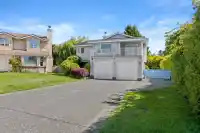 956 161A STREET - thumbnail 1