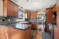 956 161A STREET - thumbnail 6