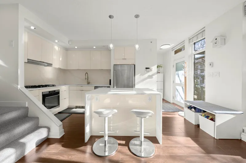 1053 HOMER STREET - photo 1 of 25