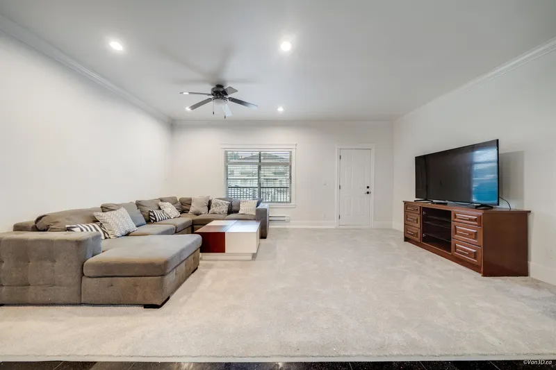 7821 17TH AVENUE - photo 4 of 21