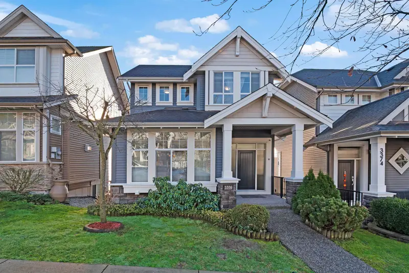 3376 WATKINS AVENUE - photo 1 of 25