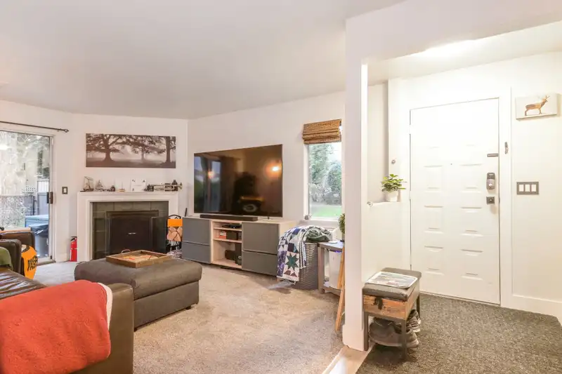 114 34909 OLD YALE ROAD - photo 2 of 27