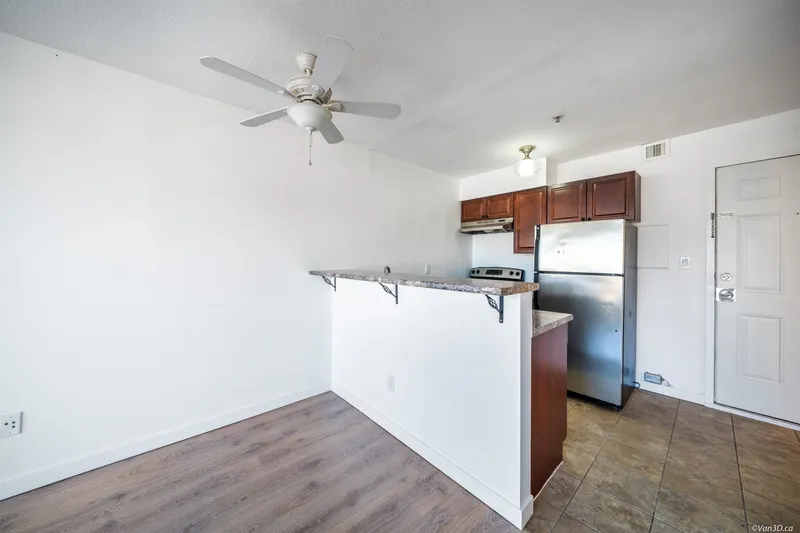 304 5520 JOYCE STREET - photo 3 of 25