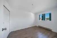 304 5520 JOYCE STREET - thumbnail 4