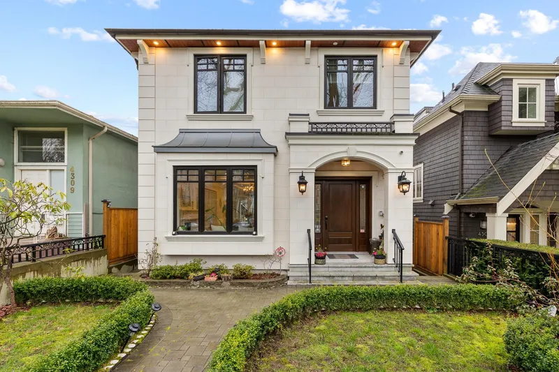 4307 W 13TH AVENUE - photo 2 of 24