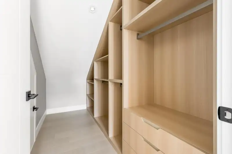 2 3771 W KING EDWARD AVENUE - photo 4 of 35