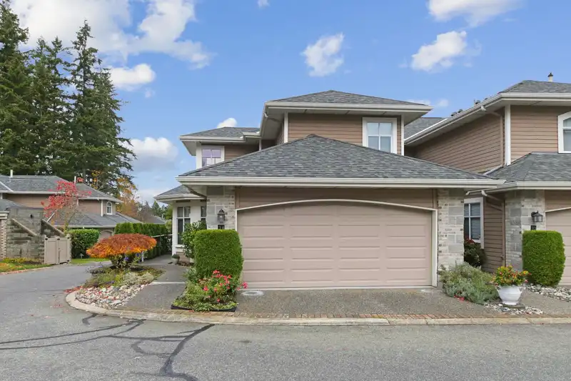 34 15273 24 AVENUE - photo 2 of 35