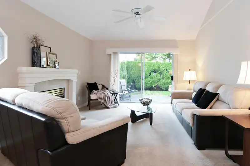 34 15273 24 AVENUE - photo 3 of 35