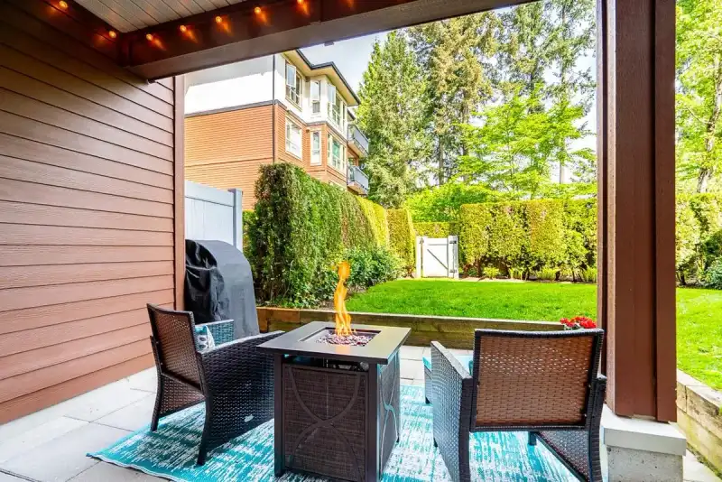 103 1153 KENSAL PLACE - photo 1 of 32
