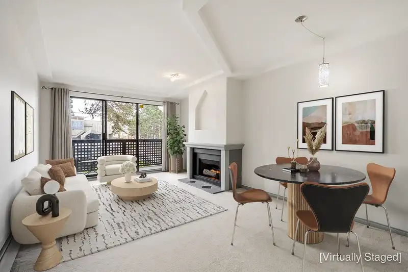 207 110 SEVENTH STREET - photo 1 of 21
