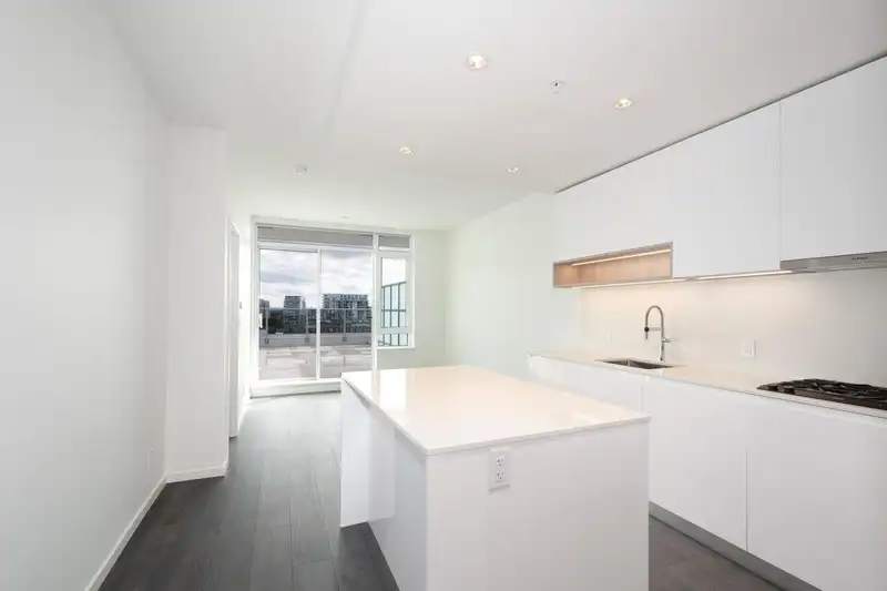 1021 6600 MINORU BOULEVARD - photo 3 of 40